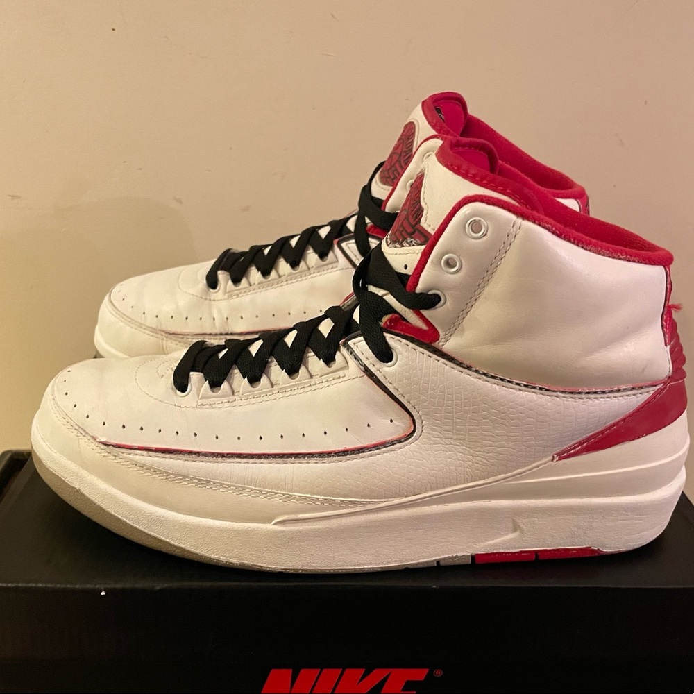 Jordan 2 Retro Countdown Pack (2007) Size 11.5